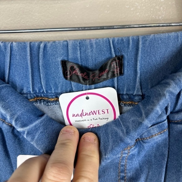 Nadine west large net. W-14 10-1/2 rise. 28-1/2 inseam. Pockets  elastic waist - Picture 10 of 10